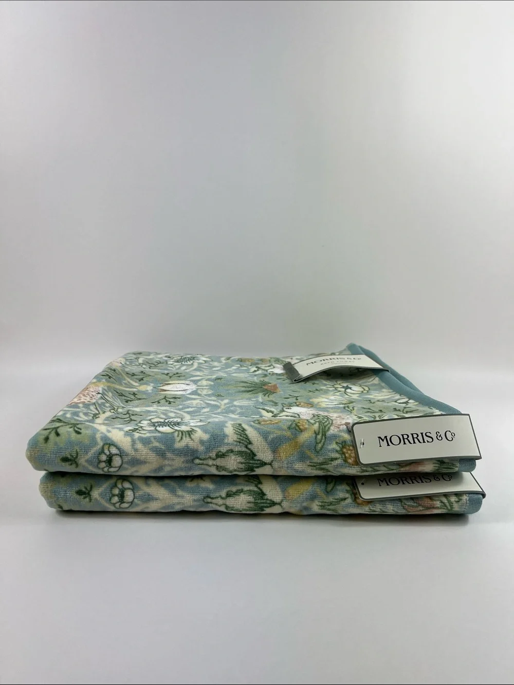 William Morris Co Bath Towels Strawberry Thief Green Velour 2 Pc Set NEW